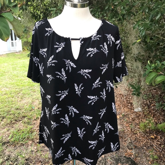 Worthington Tops - Worthington Short Sleeve XLarge Floral Blouse